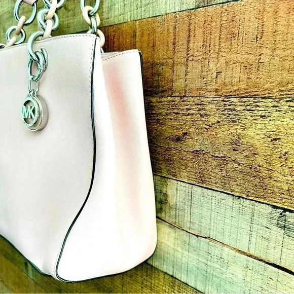 MICHAEL KORS Cynthia Medium Saffiano Leather Satchel Light Pink - Picture 4 of 16